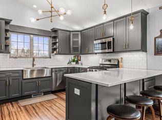 401 Wyalusing Dr, Madison, WI 53718