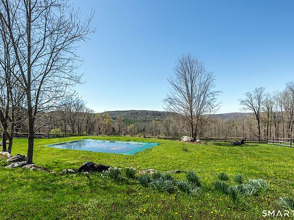 2nd image of 41 Cherry Hill Rd