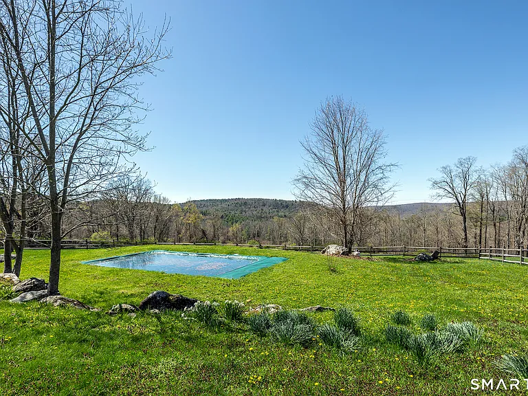 41 Cherry Hill Rd — Photo 2
