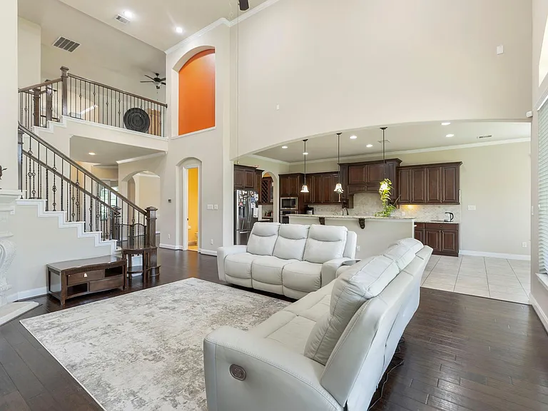 9739 Reston River Ln — Photo 18