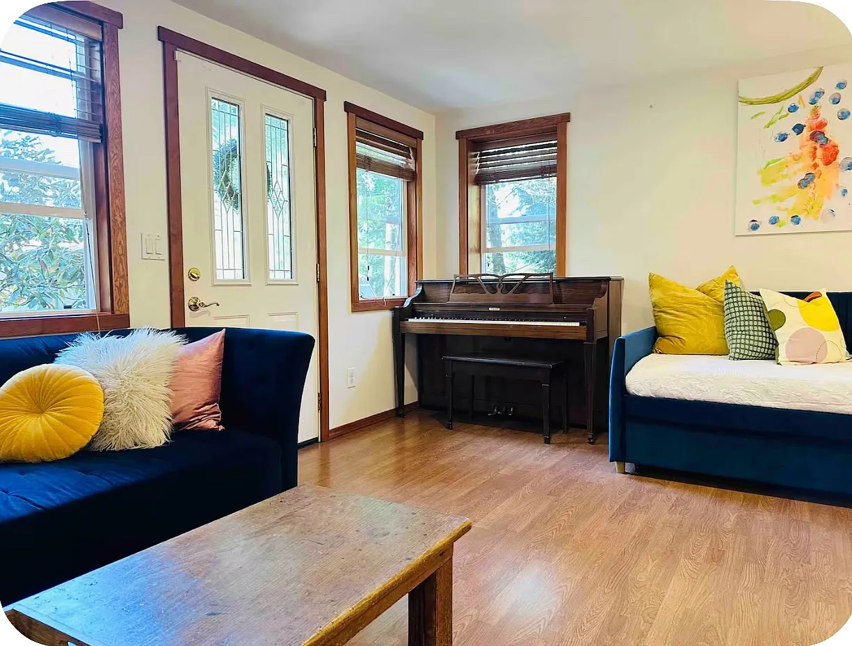 1 bed, 750 sqft, $2,590 — Photo 3