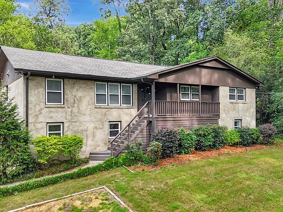2nd image of 3536 Valley Cir