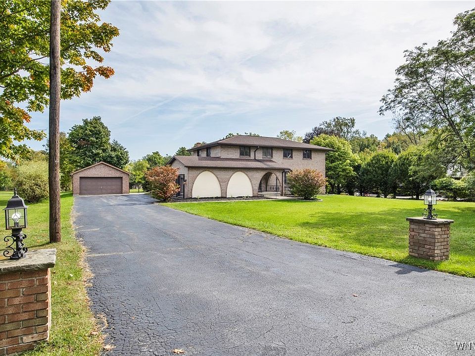 4981 Winding Ln, Clarence, NY 14031 | Zillow