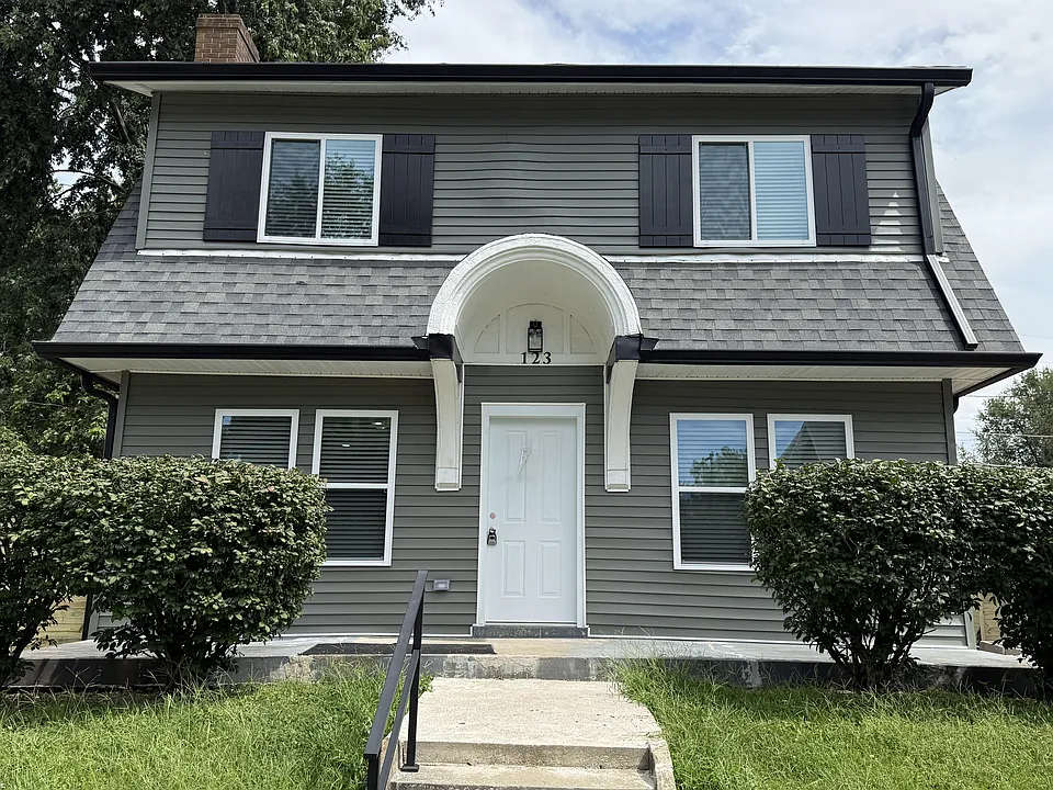 123 N Shawnee Ter