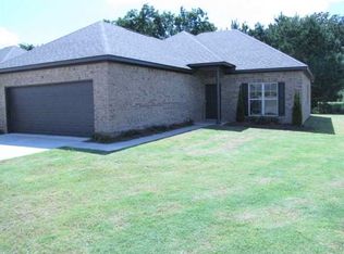 20 Hearth Haven Dr, Wetumpka, AL 36092