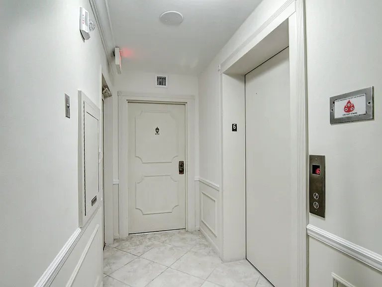 4301 N Ocean Blvd #607 — Photo 32