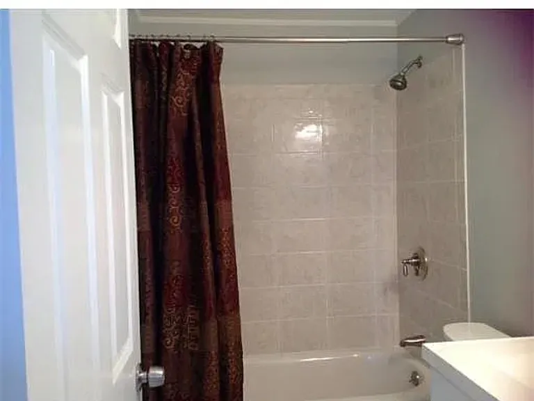 40 School St #7 — Photo 1