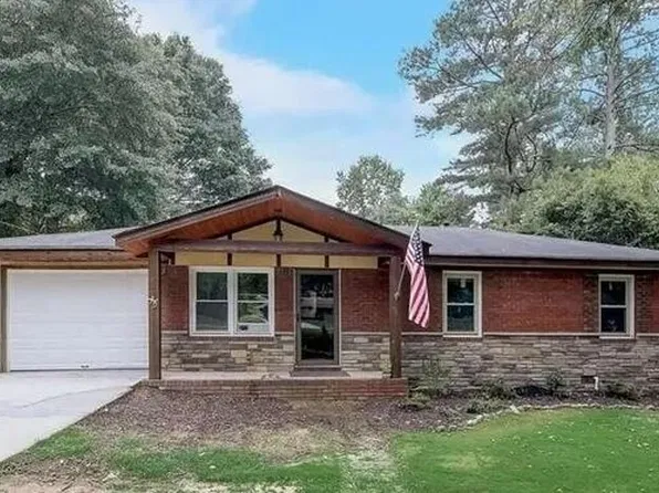 2874 Crabapple Cir, Dacula, GA 30019