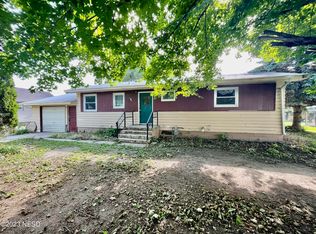 508 Spring St, Lake Norden, SD 57248