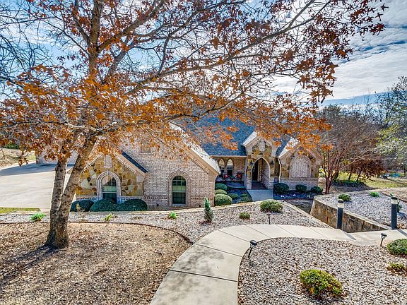 2nd image of 145 Antler Ridge Ct