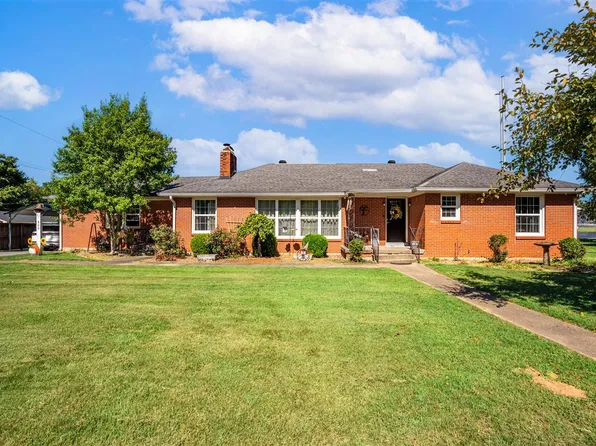 800 Bluegrass Ave, Russellville, KY 42276