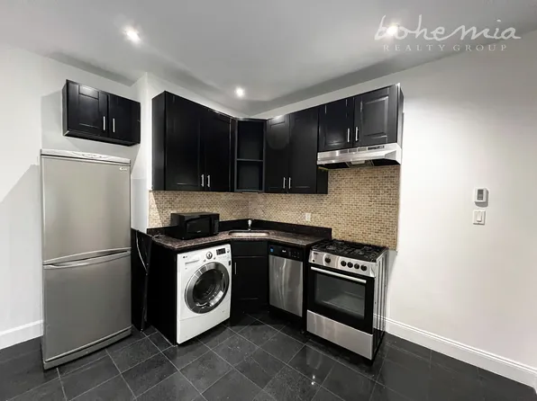 8 West 108th Street 27 image 1 of 10