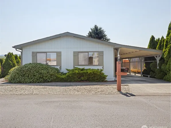 325 N 5th Avenue #38, Sequim, WA 98382
