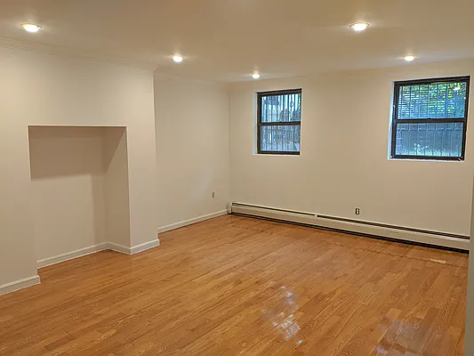 Rented by Highline Residential | media 29