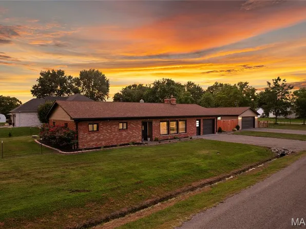8435 Prairietown Rd, Worden, IL 62097