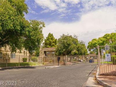 2684 Bryandouglas Dr, Las Vegas, NV, 89121