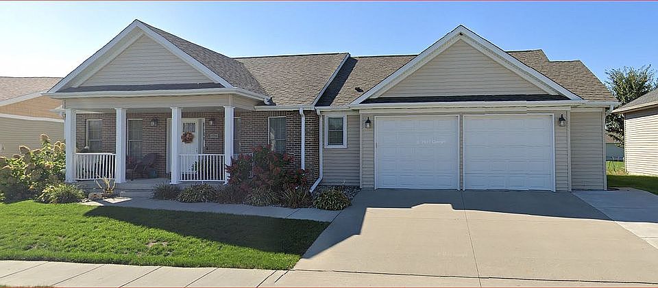1st image of 2716 Clayton Dr