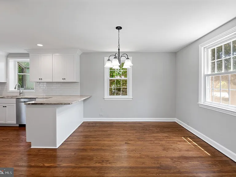 3731 School Ln — Photo 10