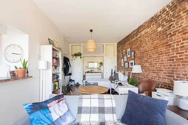 Rented by Corcoran | media 5