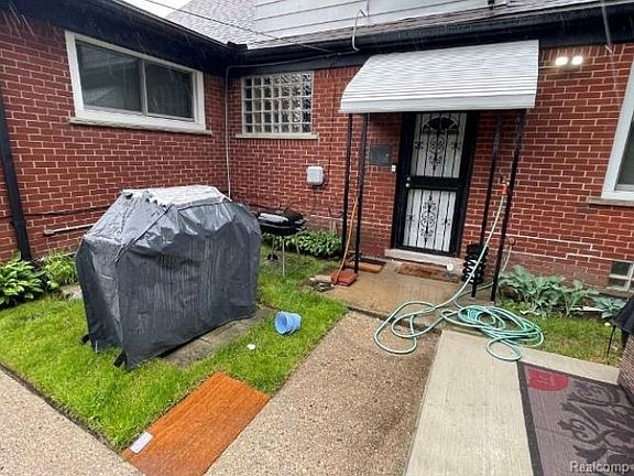 5th image of 14719 Abington Ave