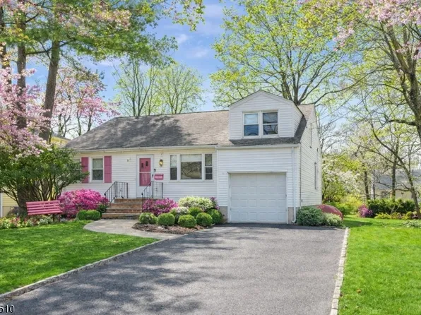 25 Hillside Ter, Livingston Twp., NJ 07039