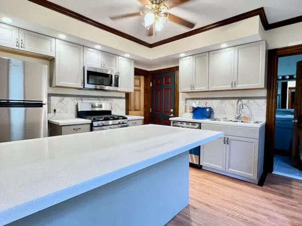 147 Allston St #1, Cambridge, MA 02139