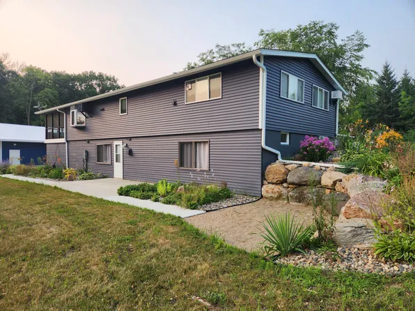 4396 220th St E #1, Prior Lake, MN 55372