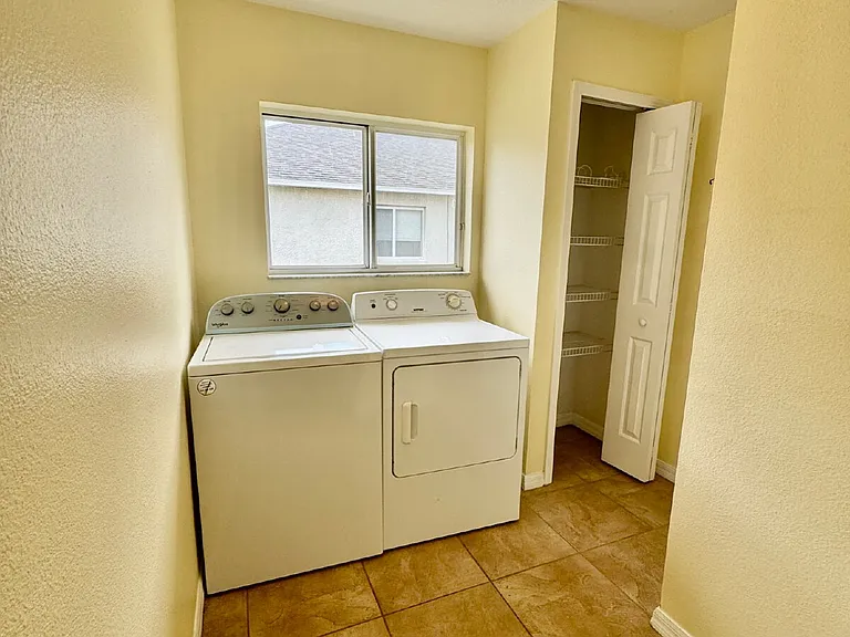 11106 Kempton Vista Dr — Photo 24
