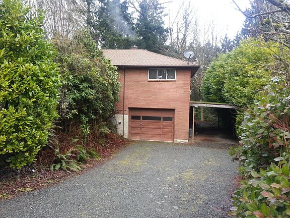 2nd image of 16714 SE 45th St