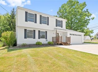 2590 Norton Rd, Stow, OH 44224