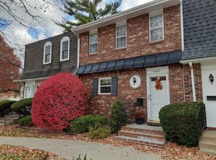 10003 W 95th St, Overland Park, KS 66212