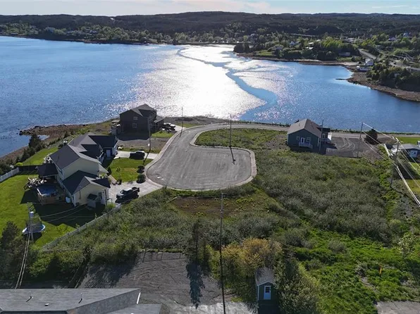 6 Baker's Cove Road, Marystown, NL A0E2M0