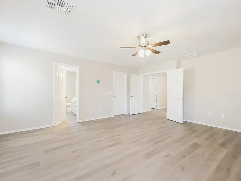 21160 E Munoz St — Photo 11