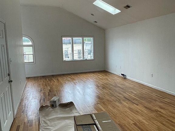 2nd image of 104 Clinton Ave #3