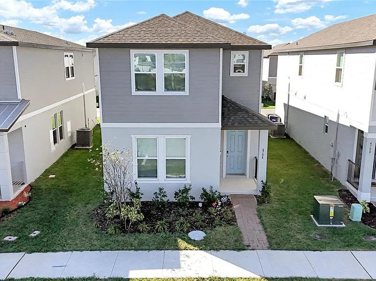 4704 Homestead Trl — Photo 1