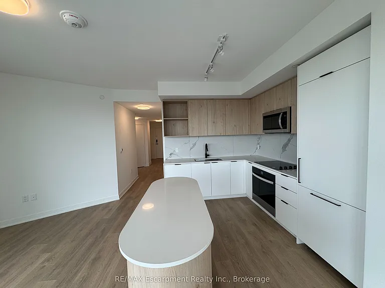 1185 Dupont St #2607 — Photo 7