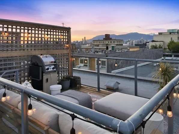 2688 Watson St #314, Vancouver, BC V5T 4T6