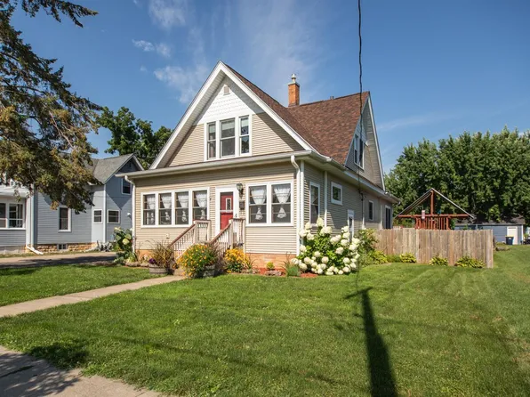 612 W Lyon Ave, Lake City, MN 55041
