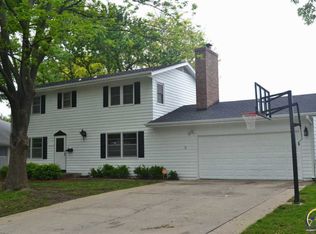 5600 SW 23rd St, Topeka, KS 66614