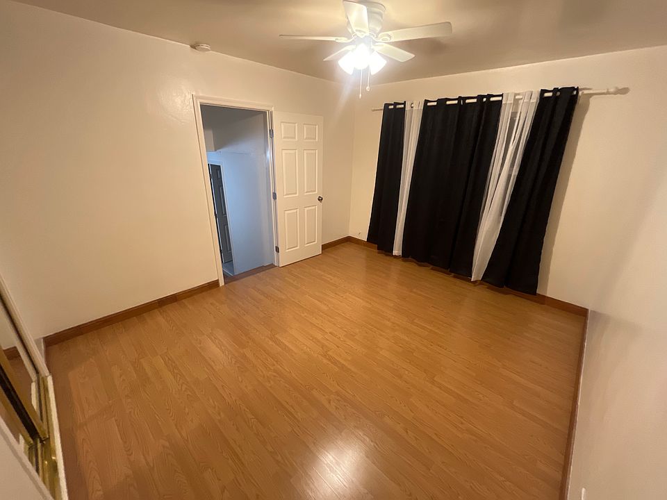 1st image of 715 Ventura St