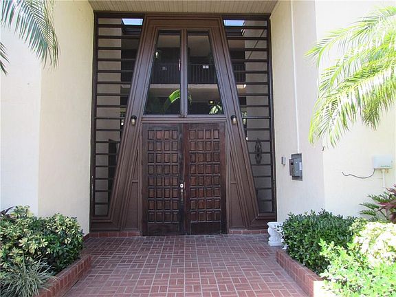 3rd image of 1800 SE Saint Lucie Blvd APT 1-102