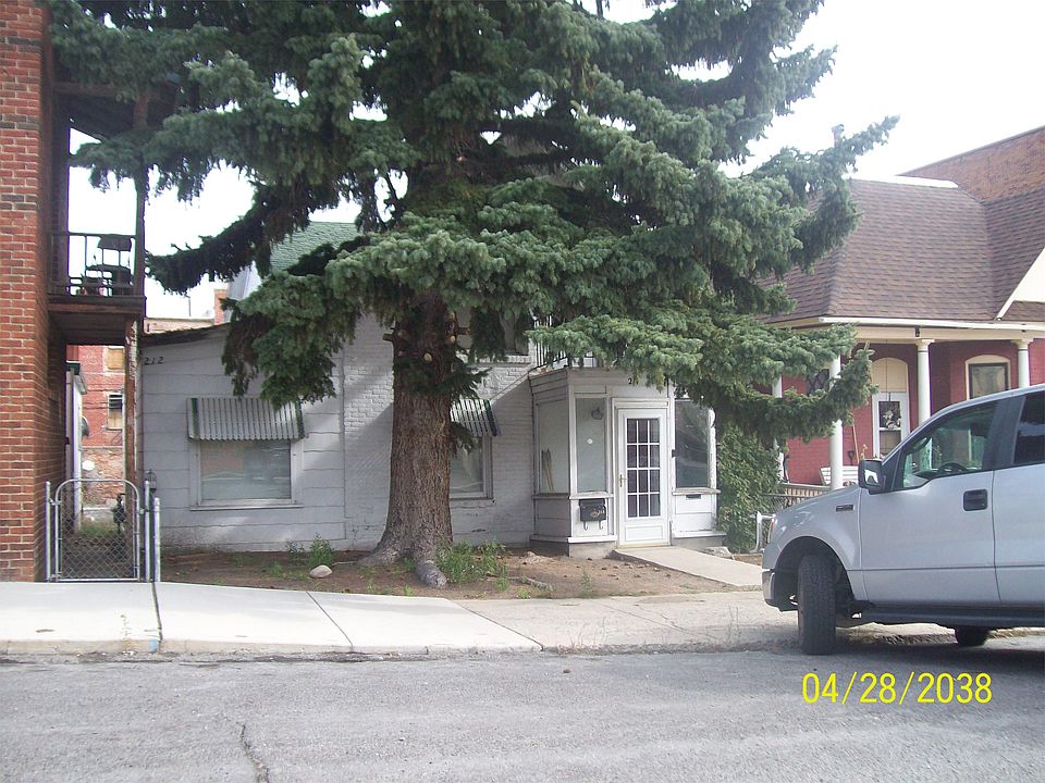Main - Studio is upstairs in back