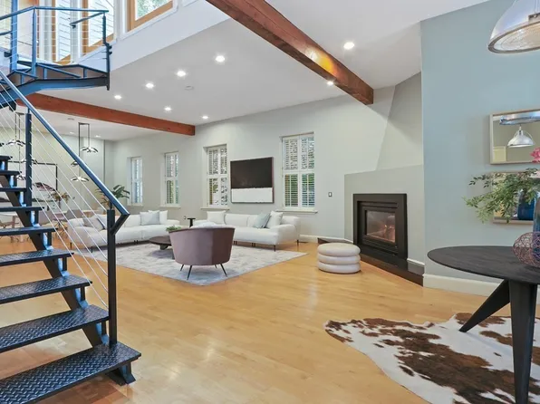 32 Appleton St, Somerville, MA 02144