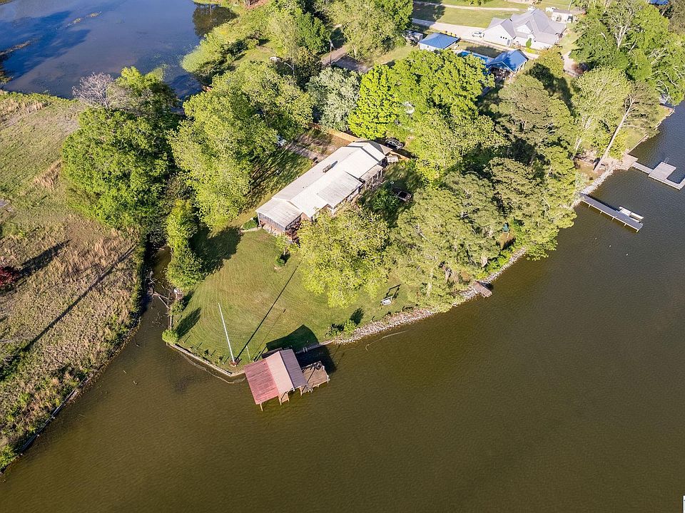 1st image of 181 Bridgeview Dr