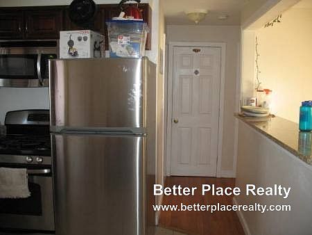 4th image of 9 Copenger St APT 4