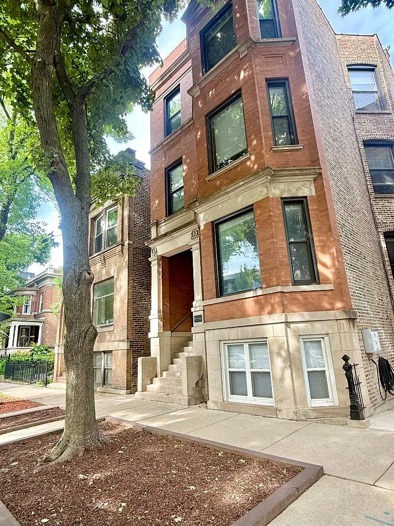 2735 N Magnolia Ave — Photo 4