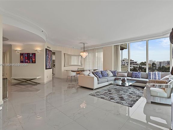 5th image of 300 S Pointe Dr APT 605