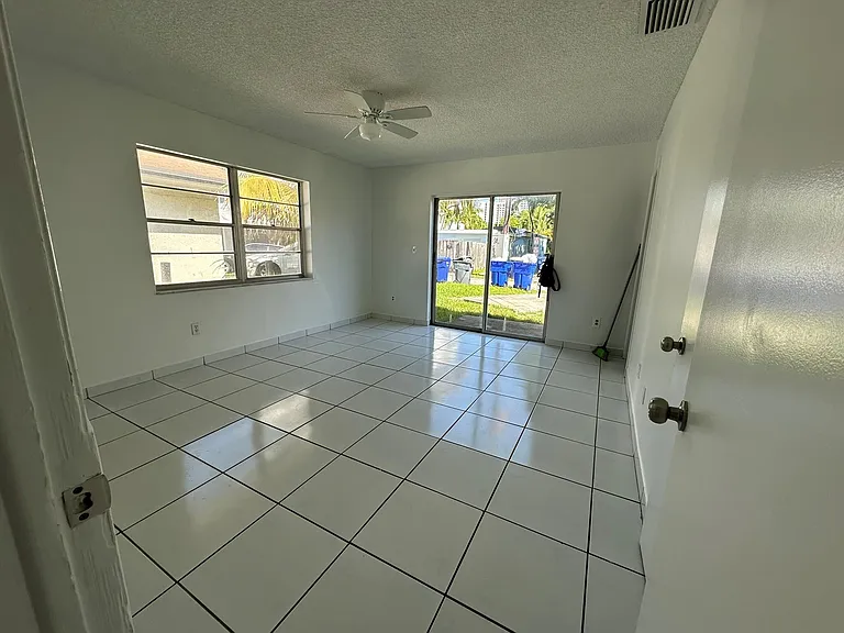 1705 Adams St #1705 — Photo 14