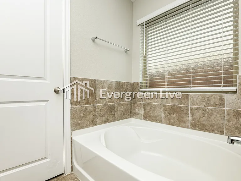 3324 Tobago Rd — Photo 16