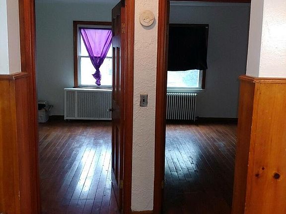 2nd image of 2910 Boudinot Ave APT 4